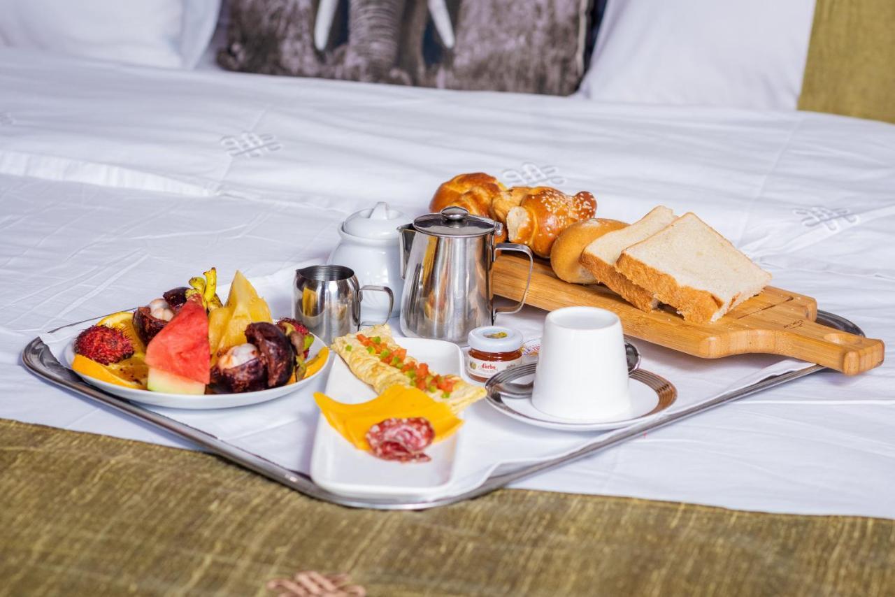 Sultani Hotel Кіншаса Екстер'єр фото